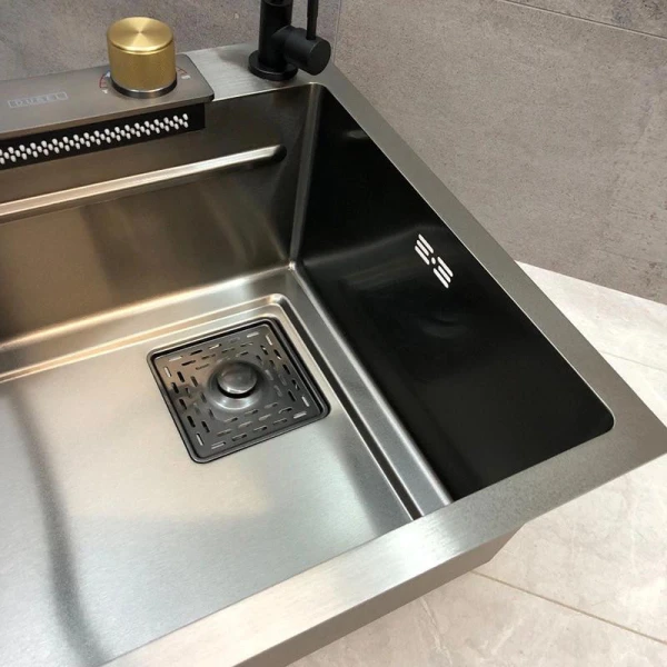 Мийка кухонна з нержавіючої сталі Dusel DS51075-1NB 750*460*220 (Nano Black) - фото 24