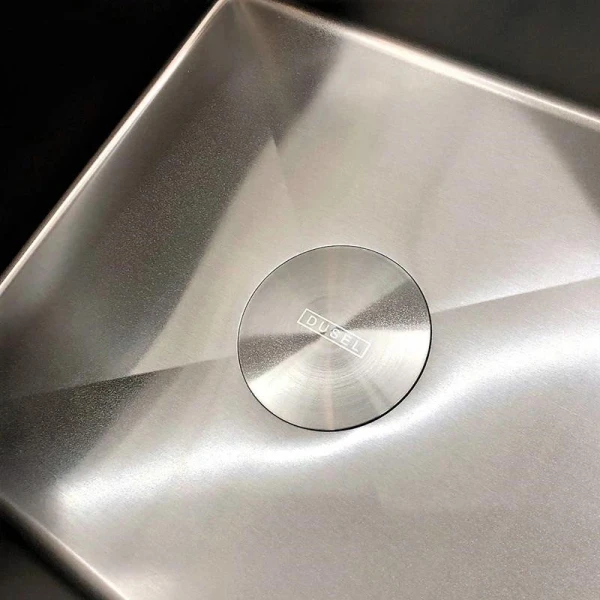 Мийка кухонна з нержавіючої сталі Dusel DS50560-2NB 600*500*220 (Nano Black) - фото 13